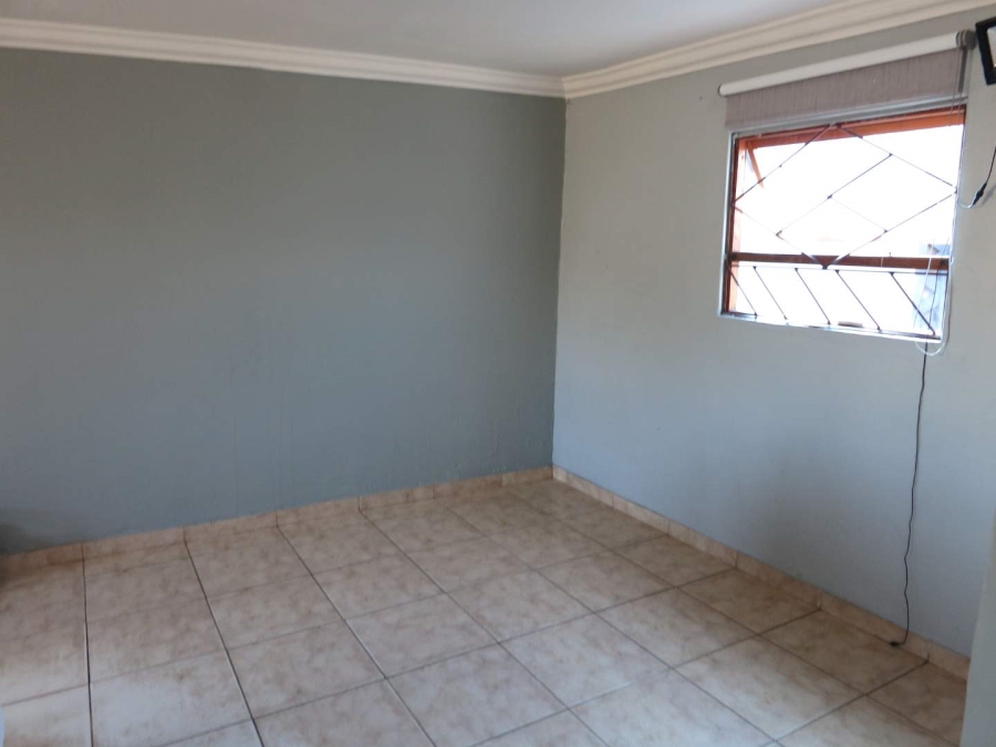 To Let 3 Bedroom Property for Rent in Kleinvlei Western Cape
